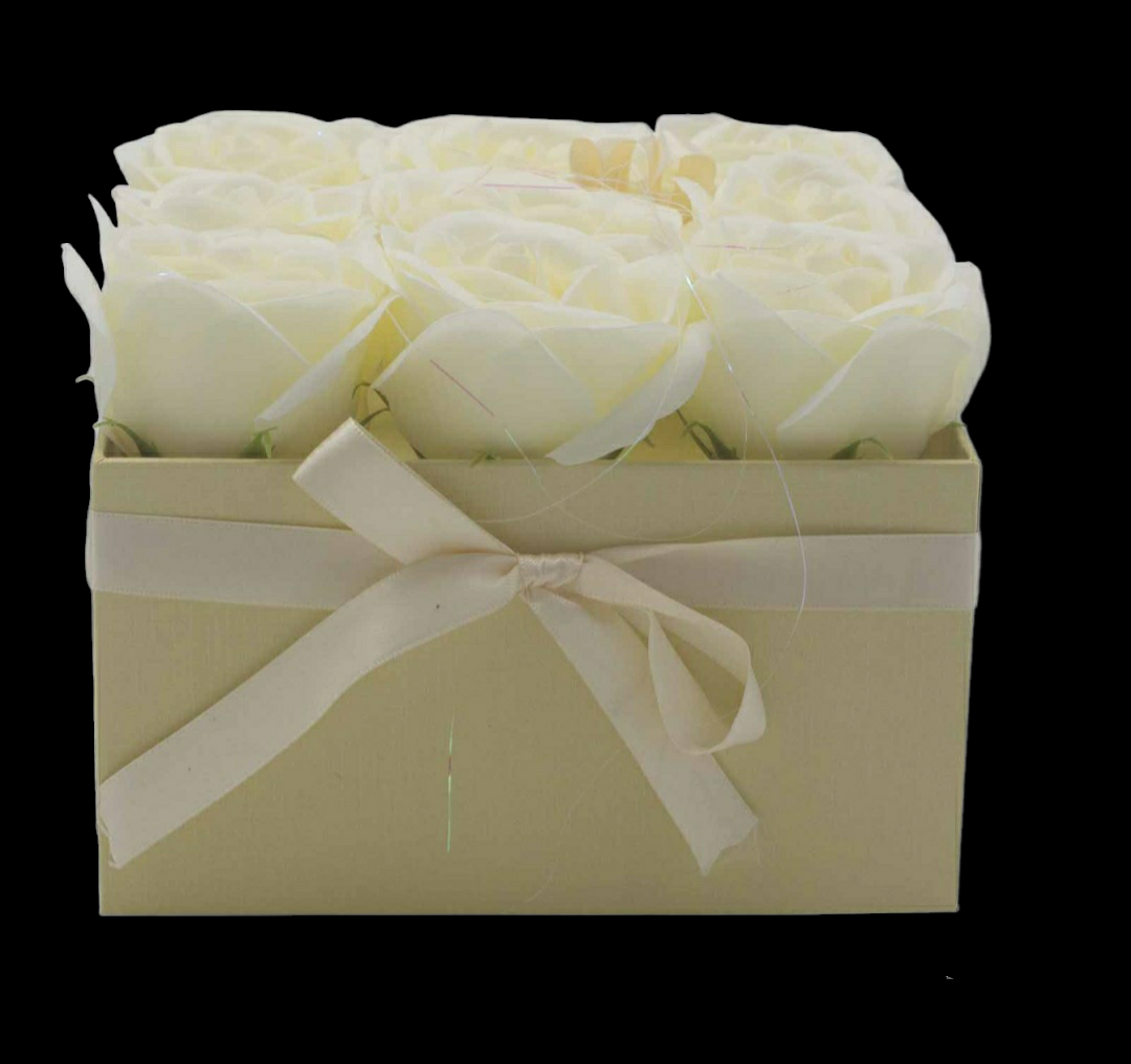 ROSE HEAD FLOWER SOAP IN DISPLAY BOX